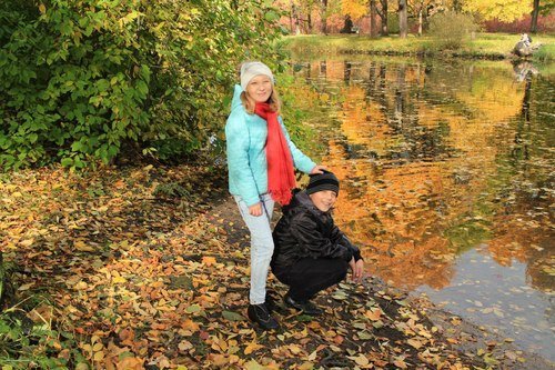 В ОСЕННЕМ ПАРКЕ