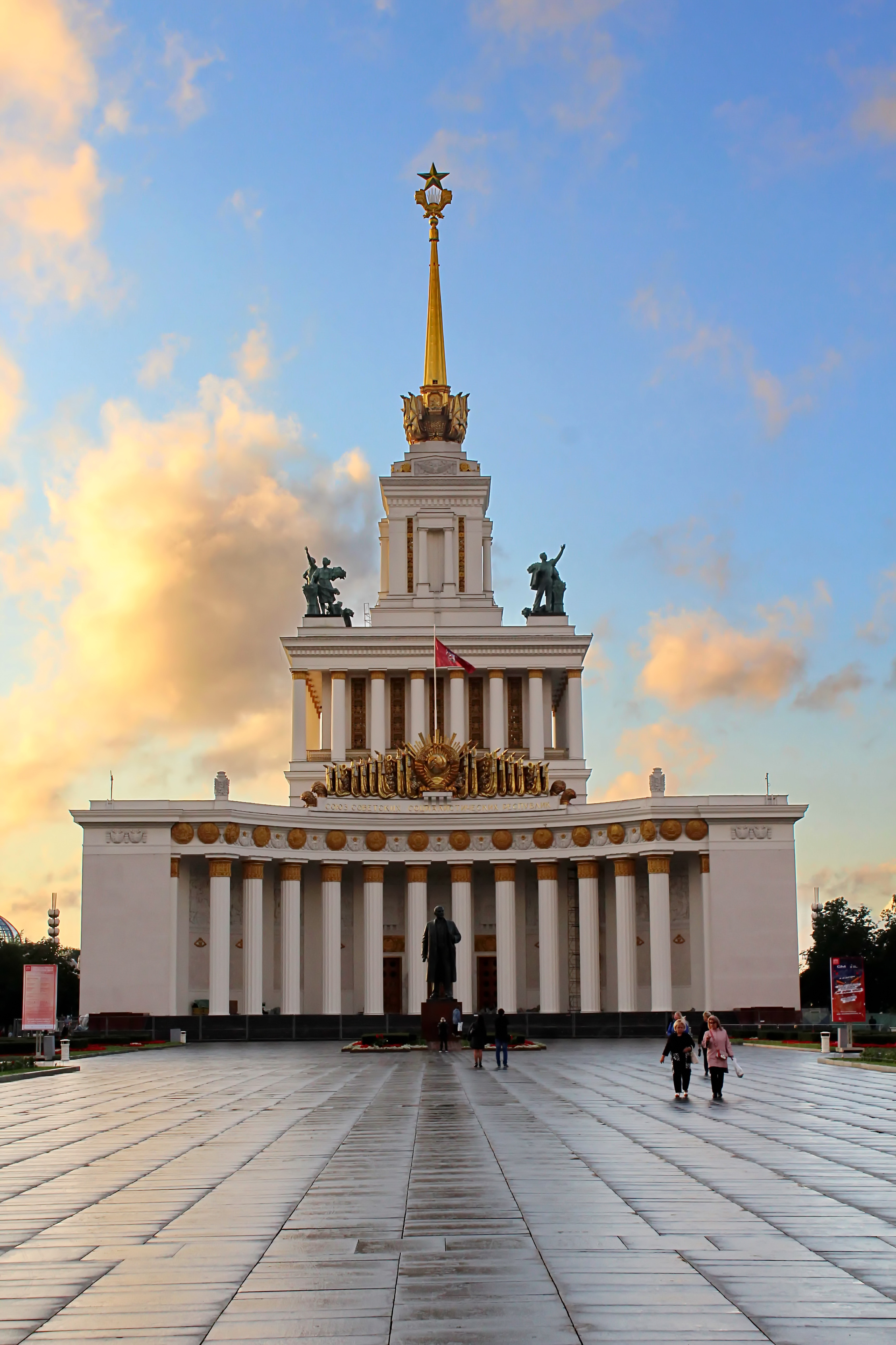 Центральный павильон вднх фото