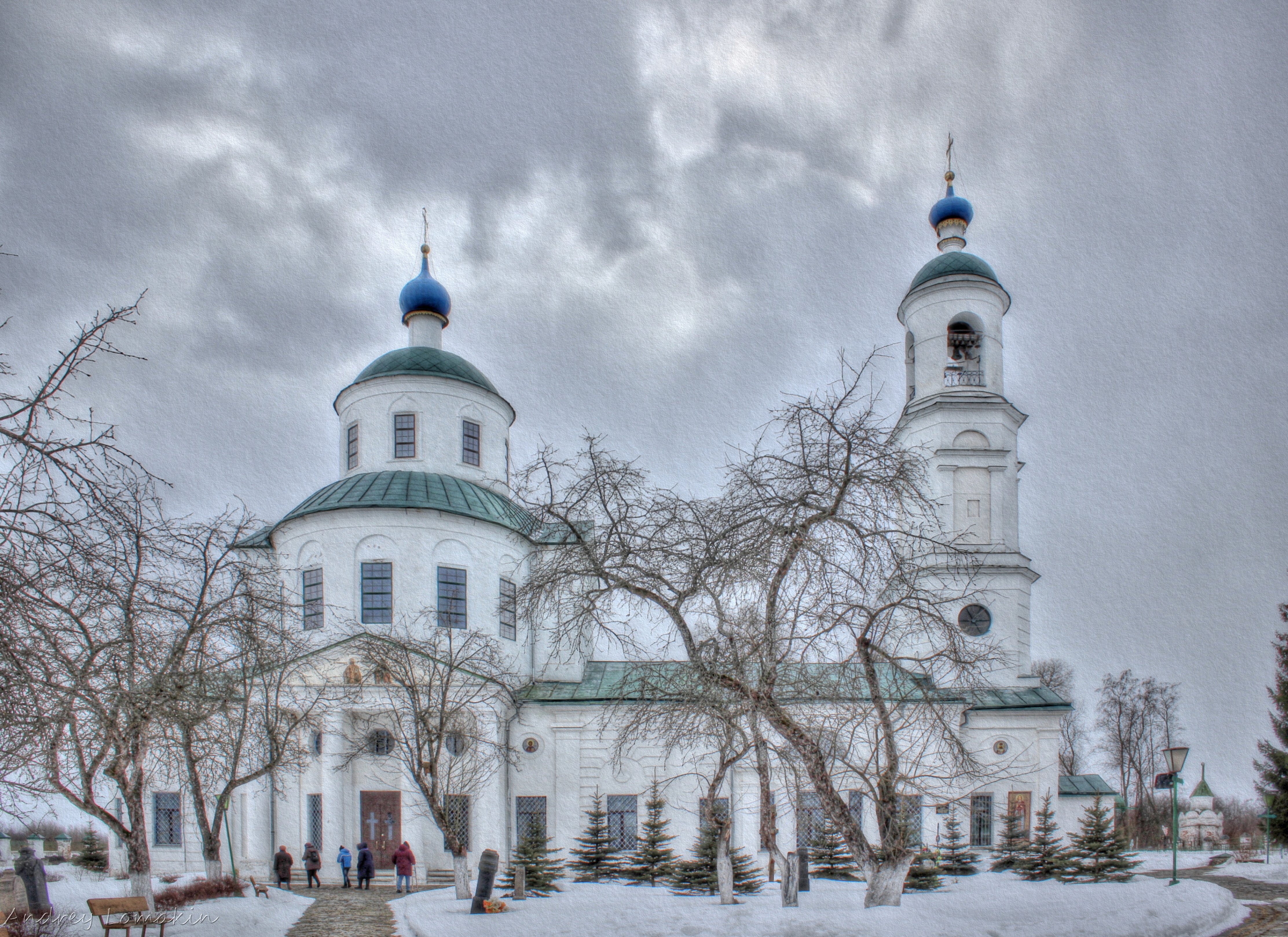 Храм в спирово