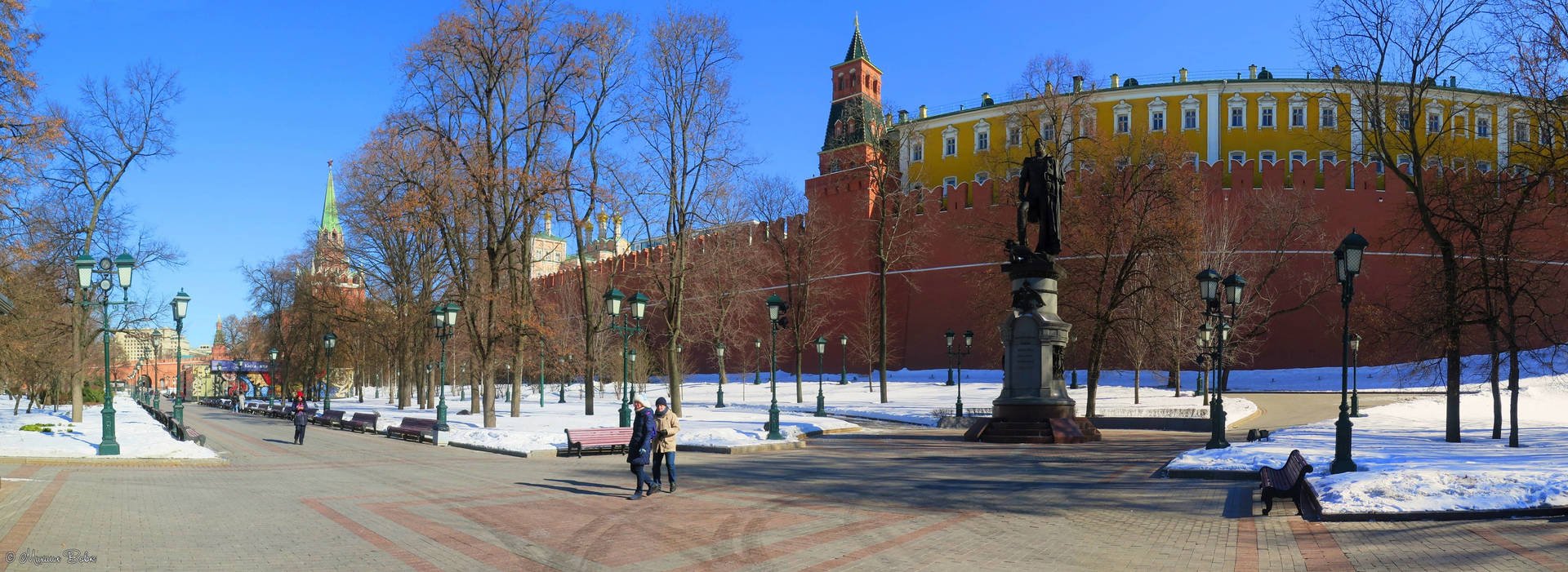 александровский сад в москве зимой