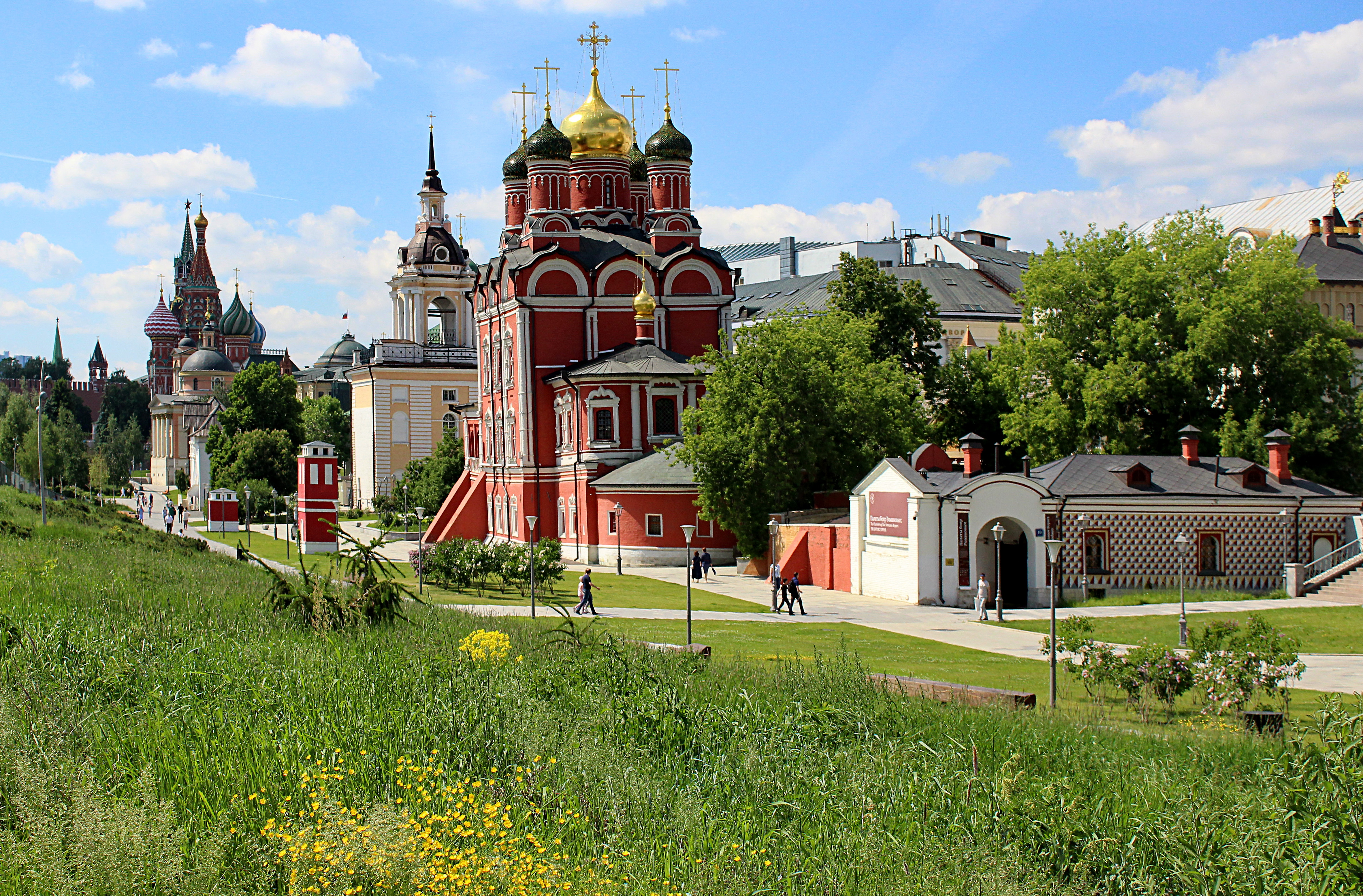 храмы на варварке в москве названия