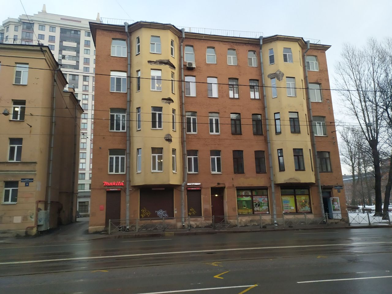 пр. Обуховской Обороны 60