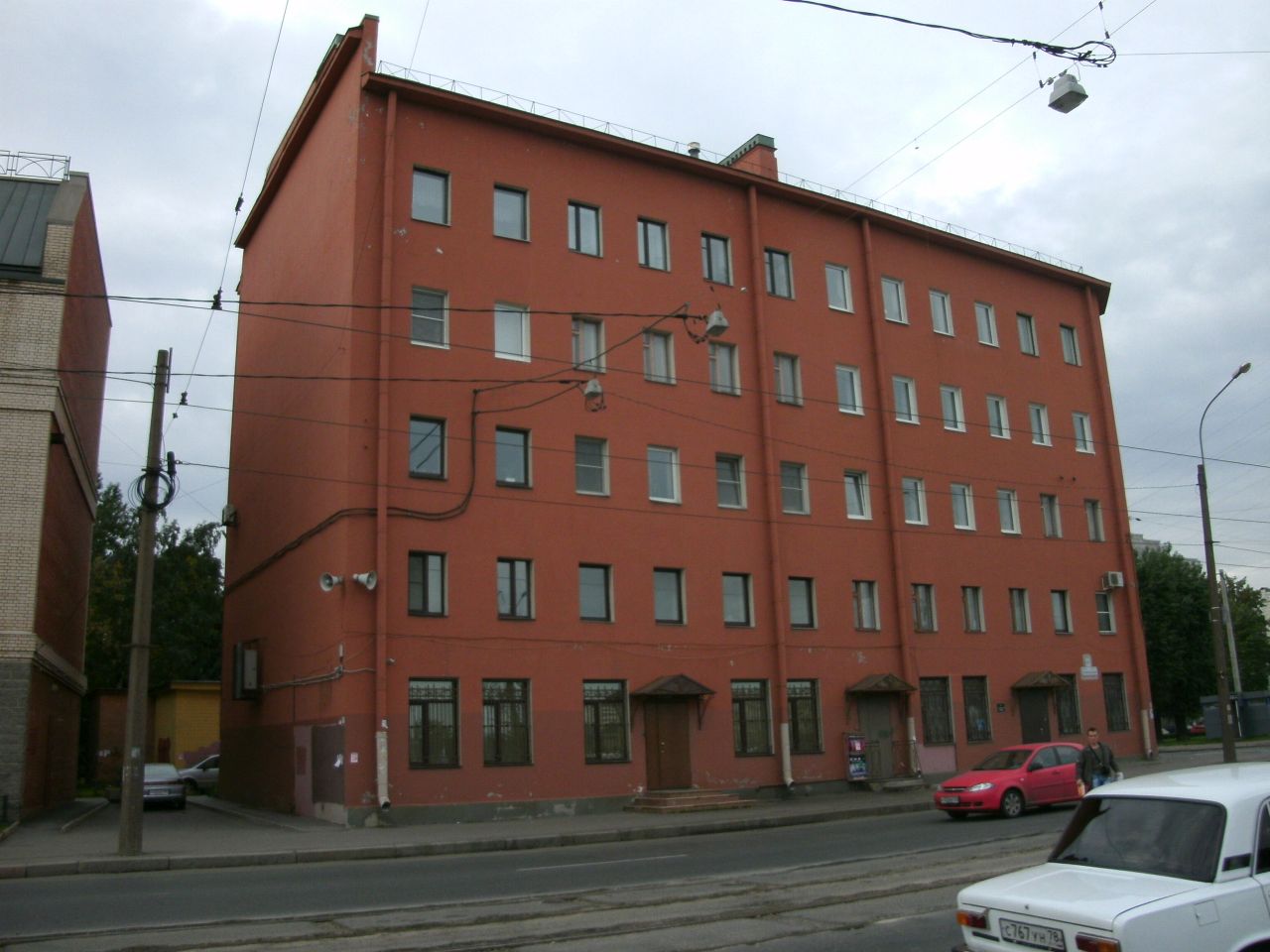 пр. Обуховской Обороны 207