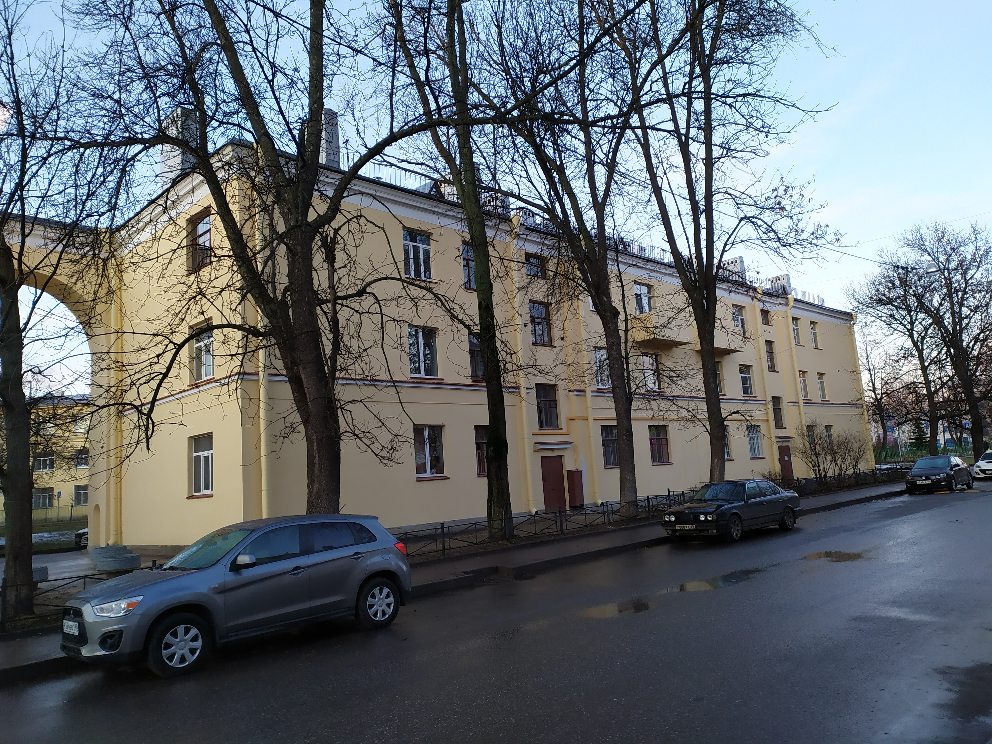 ул. Ткачей 62