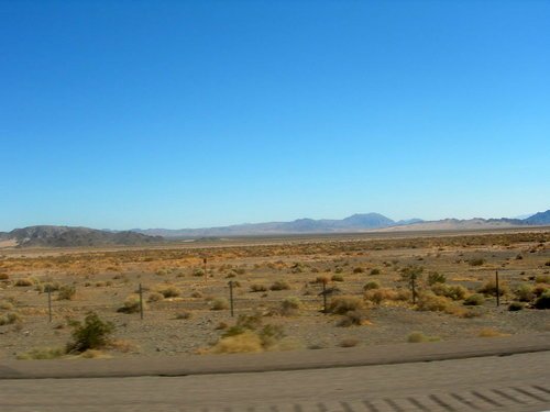 Сейчас среди этой пустыни возникнет сказочный Лас-Вегас