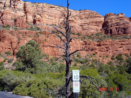 Здесь не спешат и не курят...