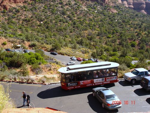 Туристический автобусик в Аризоне