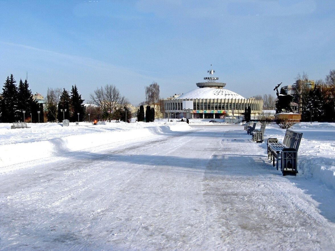 Октябрьская площадь кострома