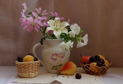 цветы и фрукты