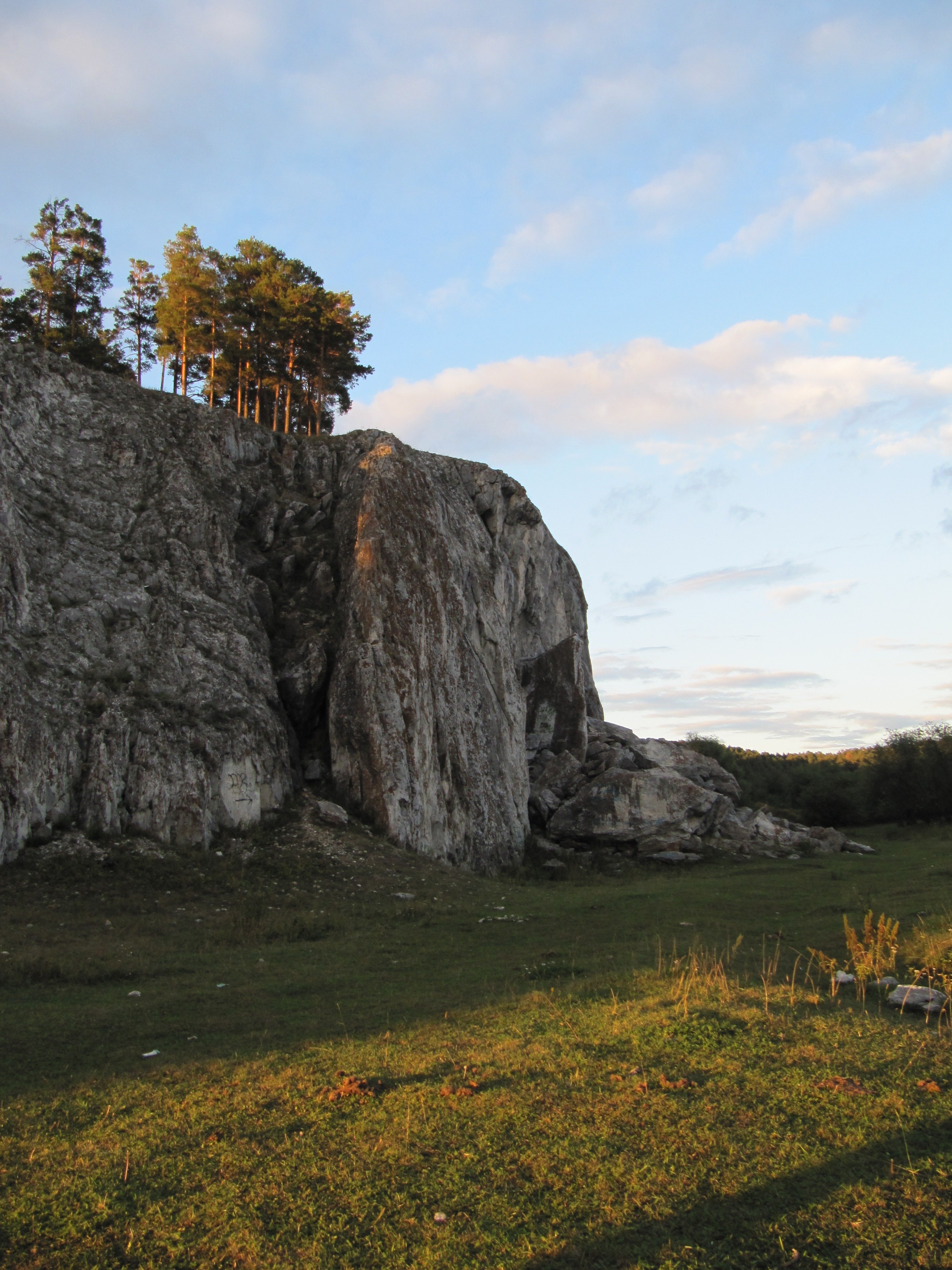 Арский камень пещера