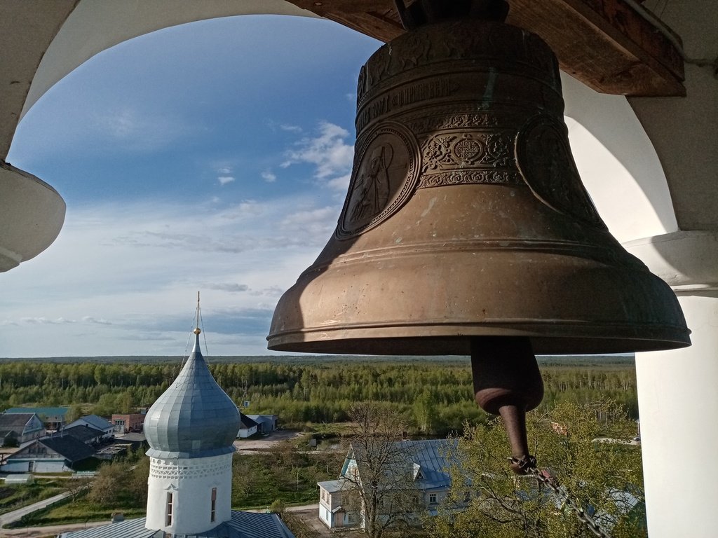 Вид с колокольни Крыпецкого монастыря...