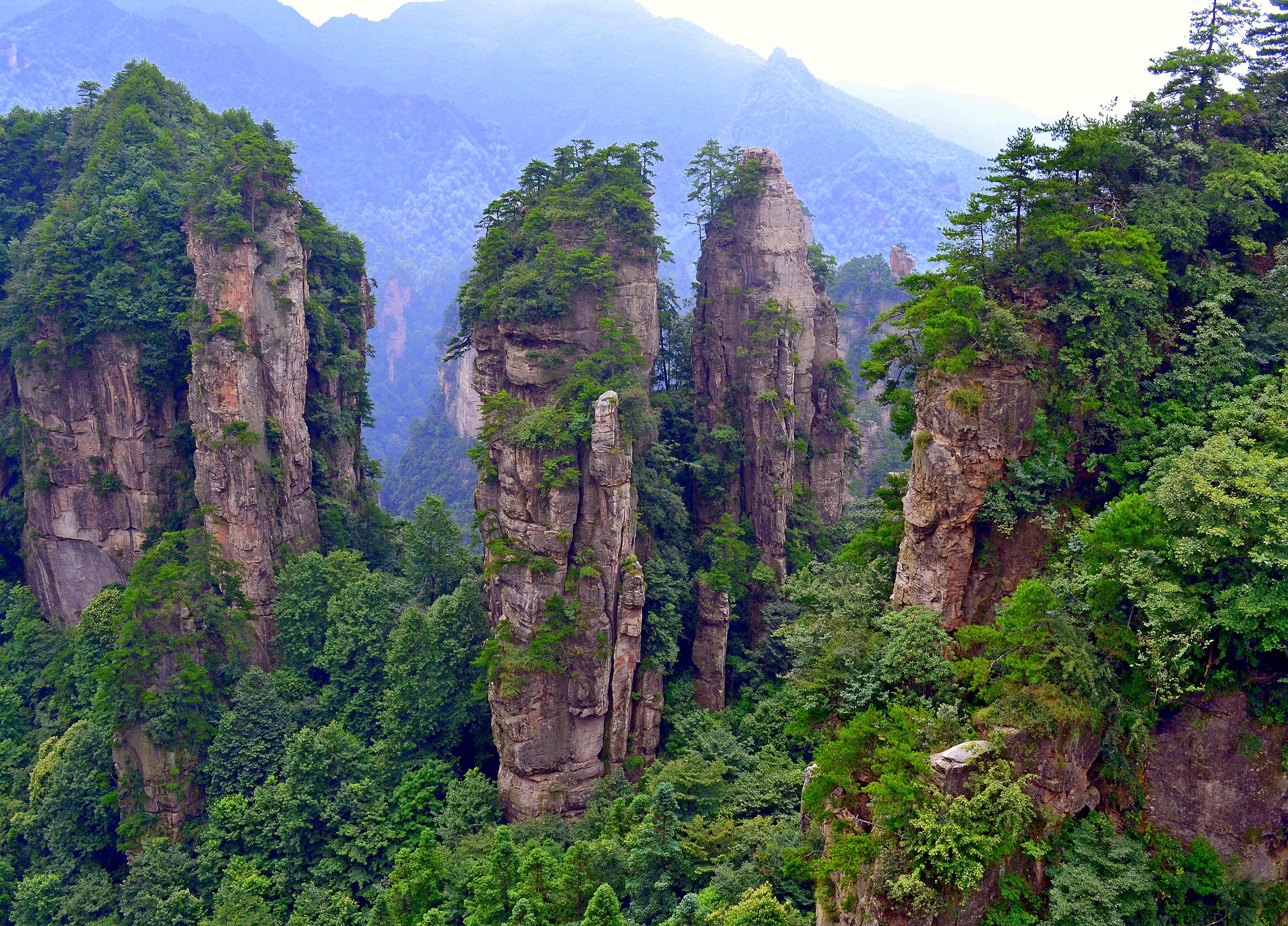 Основные горы китая. Чжанцзяцзе (национальный Лесной парк). Китай горы Цзянькуньчжу. Горы Тяньцзышань.