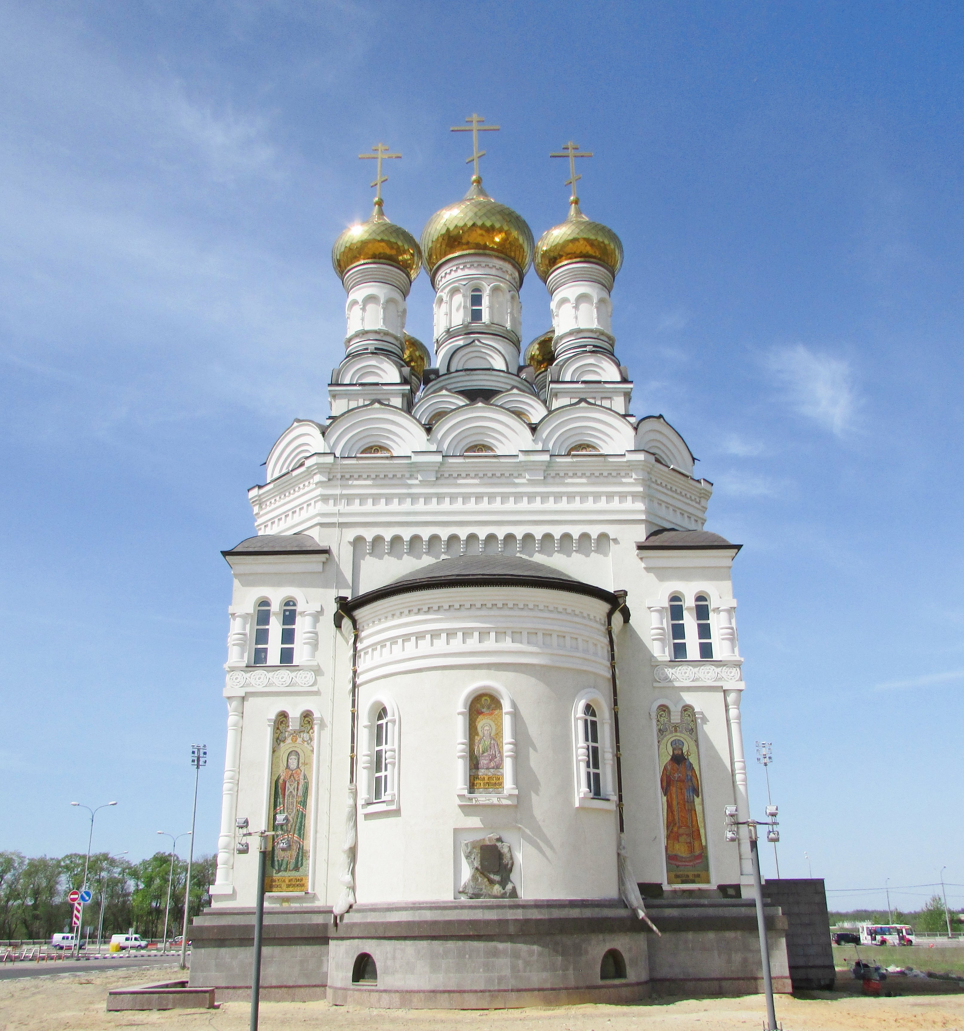 Храм Петра и Февронии в Донецке