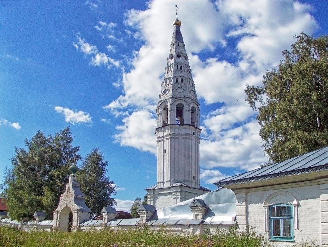 Кострома судиславль. Спасо-Преображенский собор Судиславль. Судиславль Преображенский собор. Судиславль Спасо-Преображенский собор колокольня. Спасо-Преображенский собор (1758 г.)Судиславль.