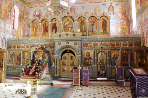 Иконостас Казанской церкви в Мещерском.