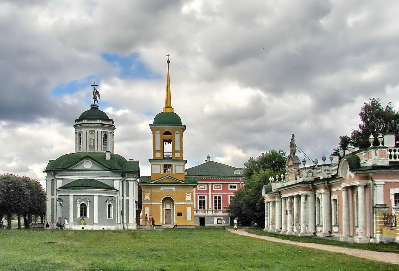 Церковь близ Перово в Кусково