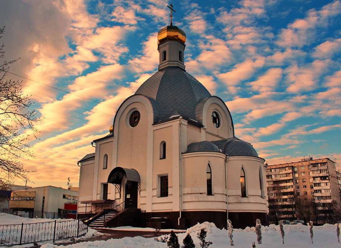 Вход в храм фото