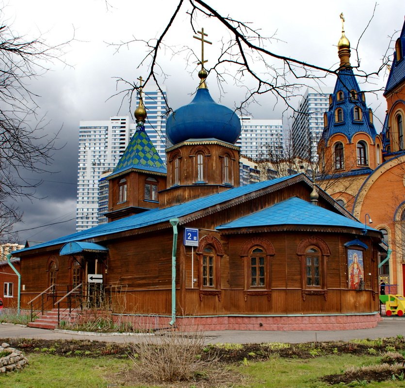 Храм державной иконы. Храм Державной иконы Божией матери, Москва. Державная Церковь в Чертаново. Чертаново Северное Церковь. Церковь в Чертаново Сумской.