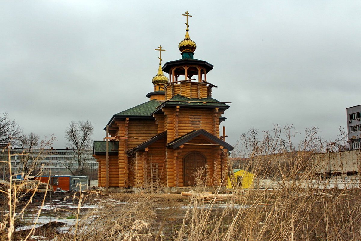 Церковь на нагорном пермь. Храм Феодора Ушакова Нагорная. Храм Федора Ушакова в Нагорном. Храм в честь Святого праведного воина Феодора Ушакова в Нагорном. Храм на Нагорной.