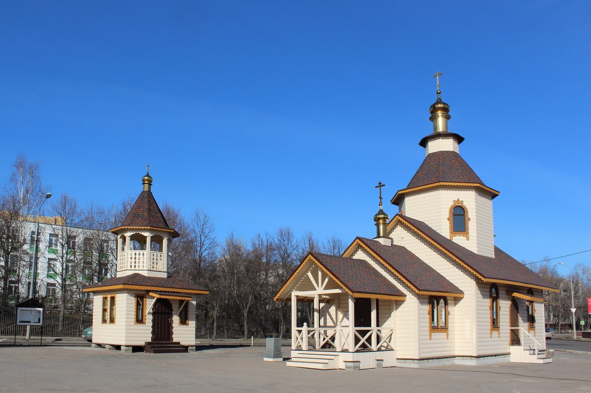 Храмы Фили Давыдково. Храм в Давыдково в Москве. Храм Смоленской иконы Божией матери в Фили-Давыдково. Храм иконы Божией матери в Фили-Давыдково фото.