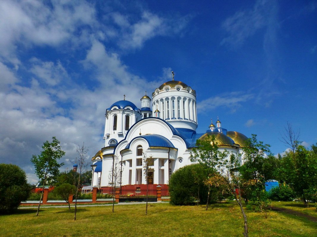 Церкви московской области фото