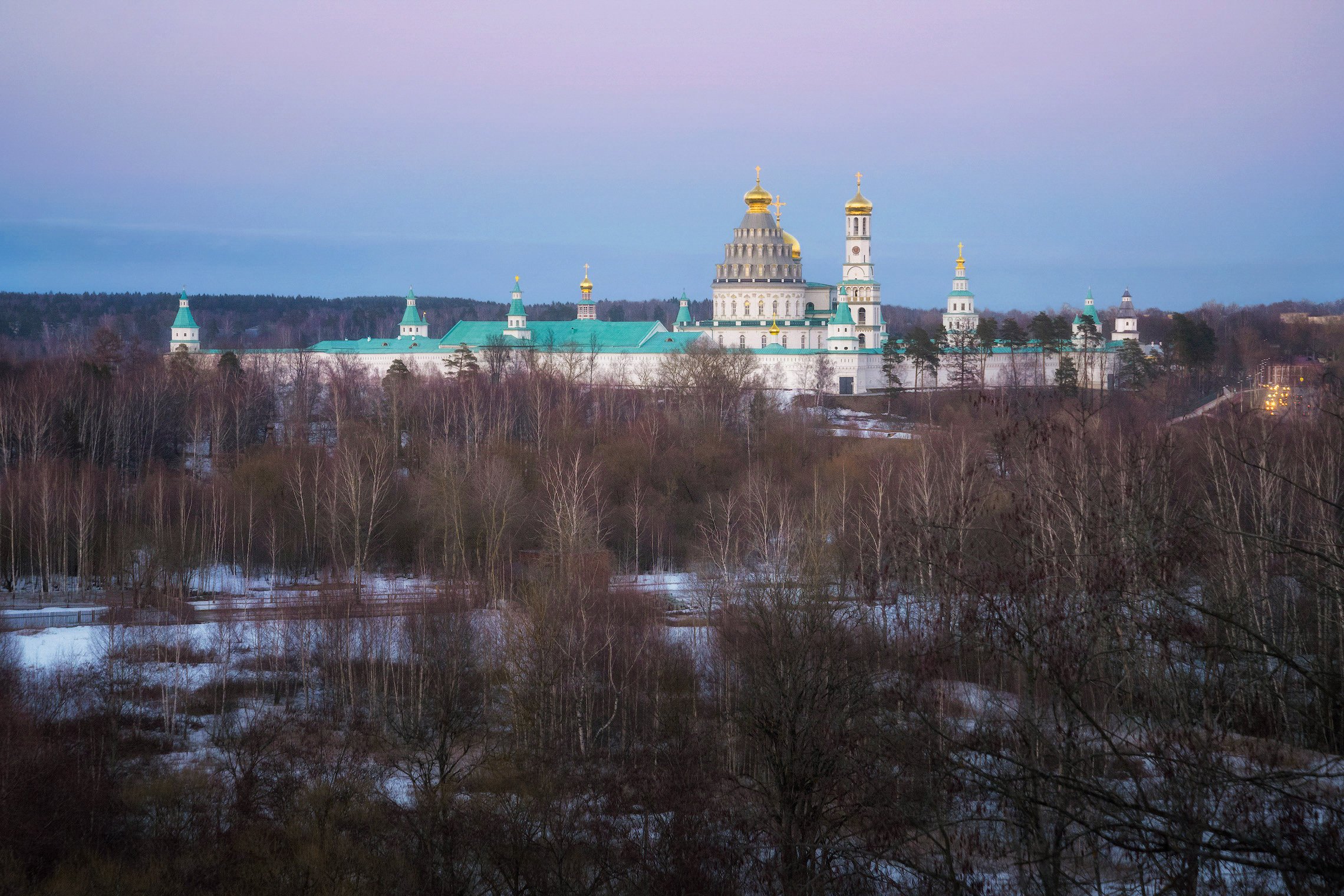 Где погулять в подмосковье зимой