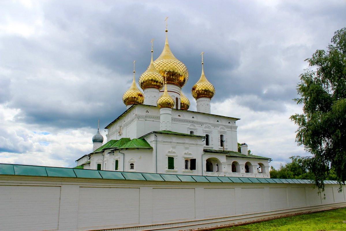 Троицкий монастырь Углич