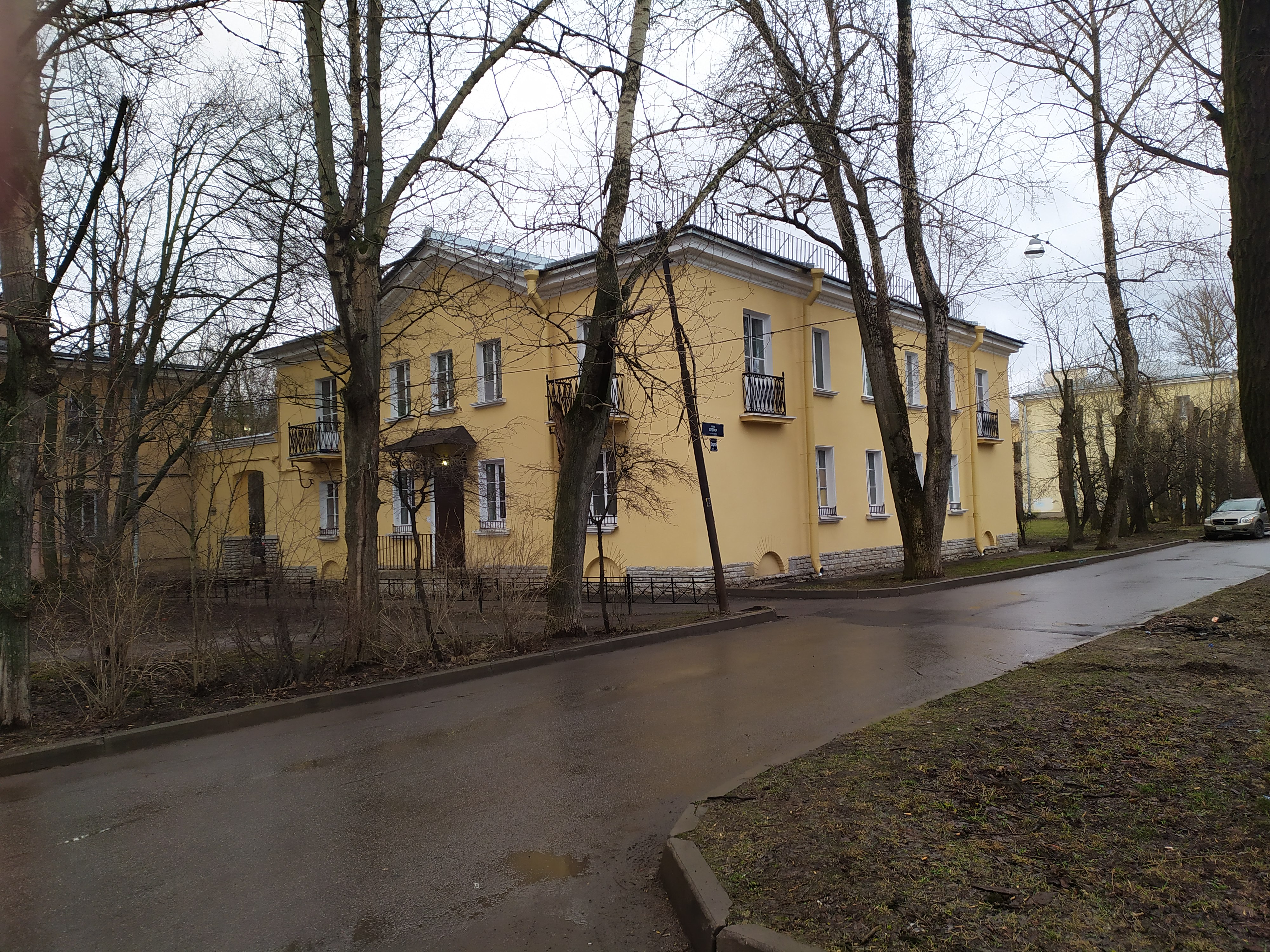 ул. Седова 93к8