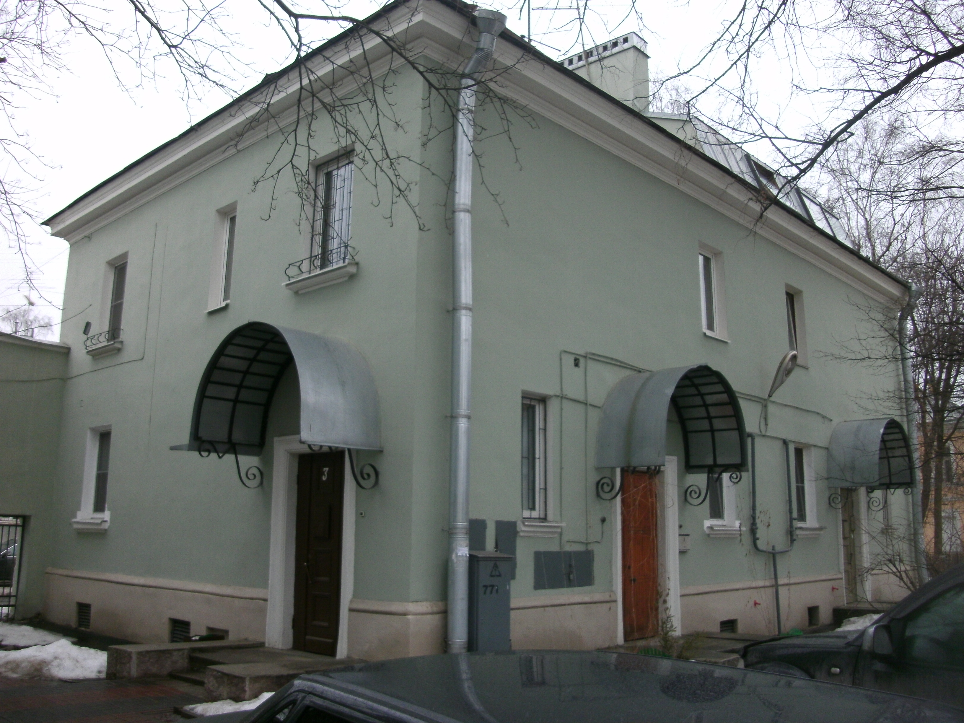 ул. Оскаленко 15