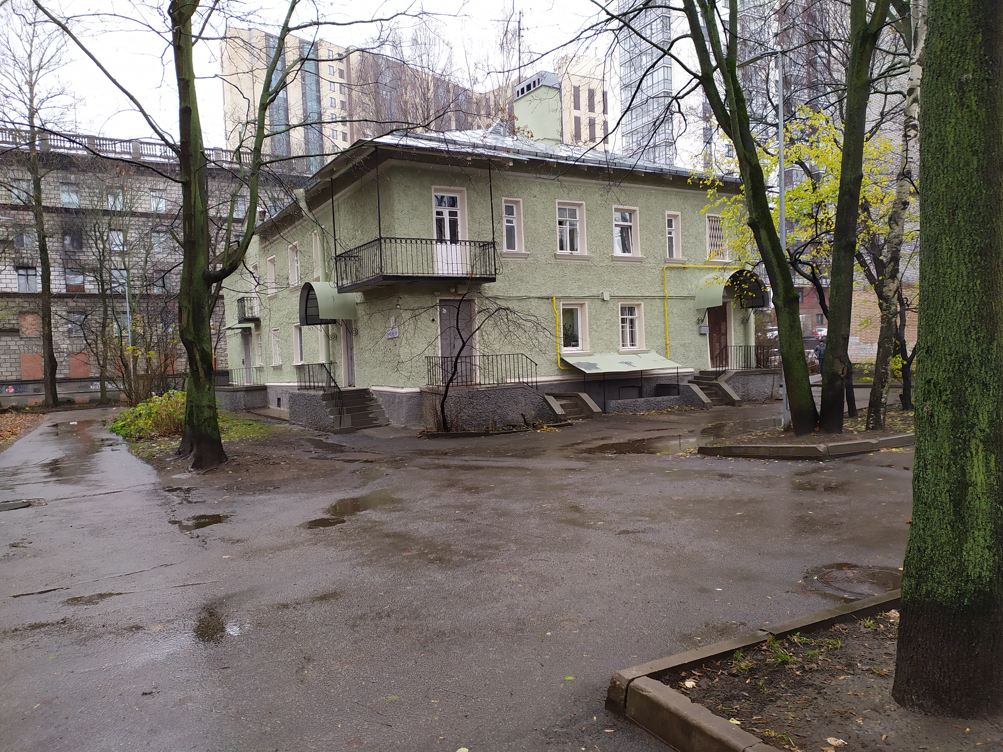 ул. Перфильева 5 ул. Перфильева 5