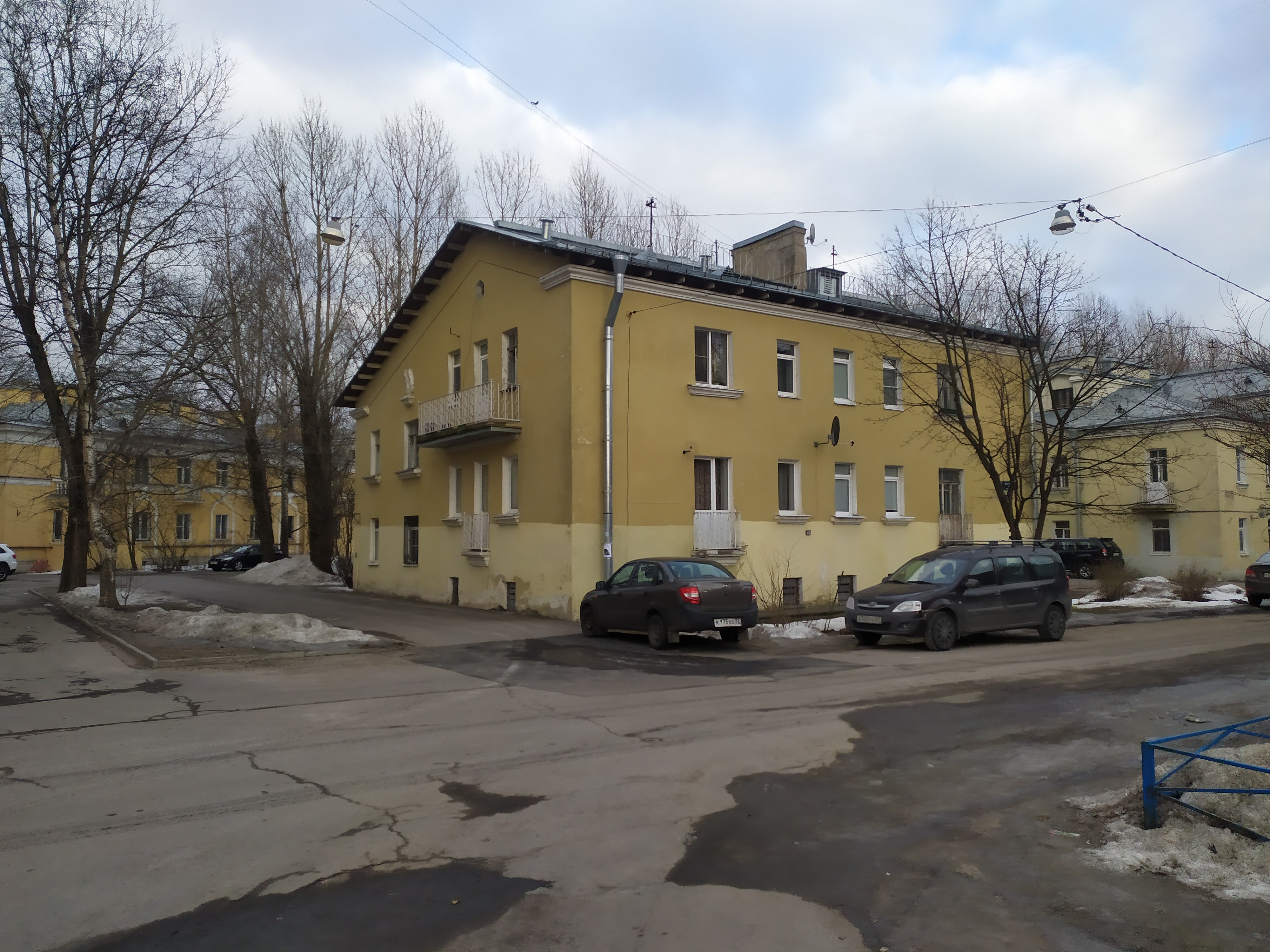 Дубровская ул. 4