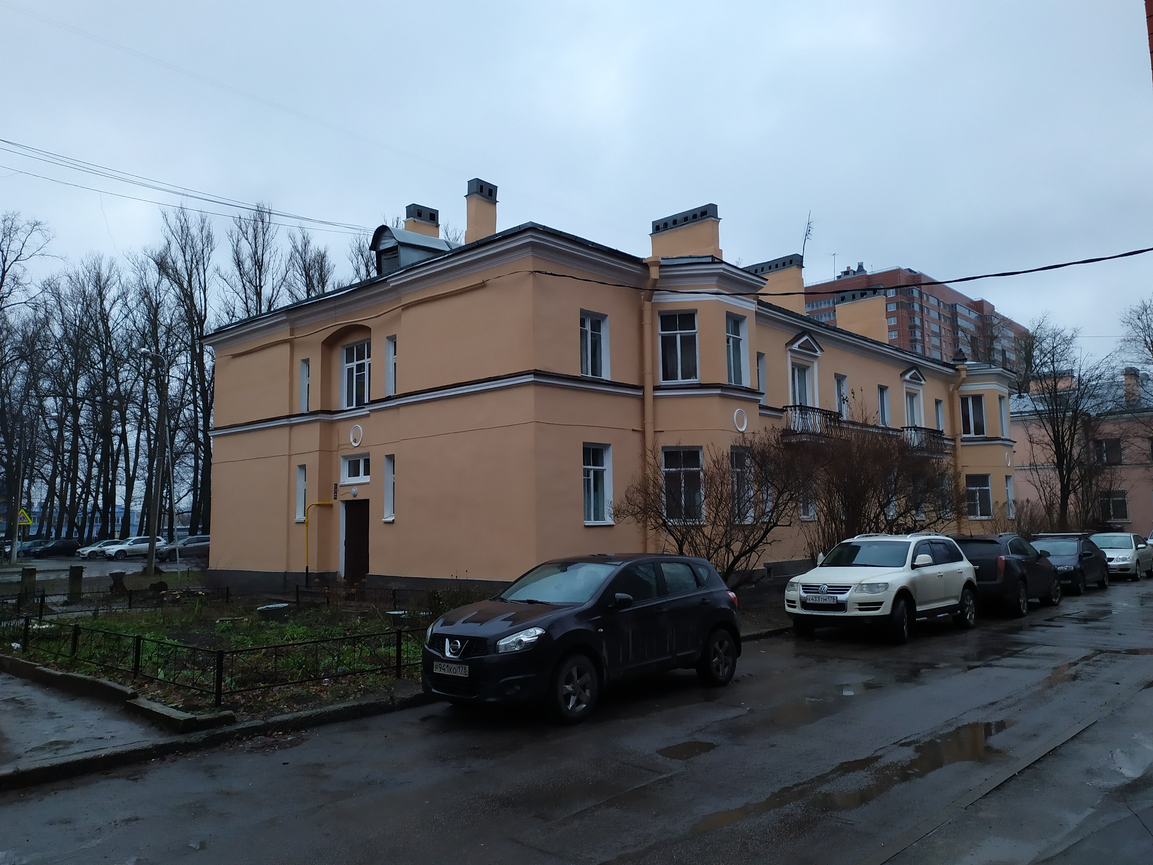 Садовая ул. 13