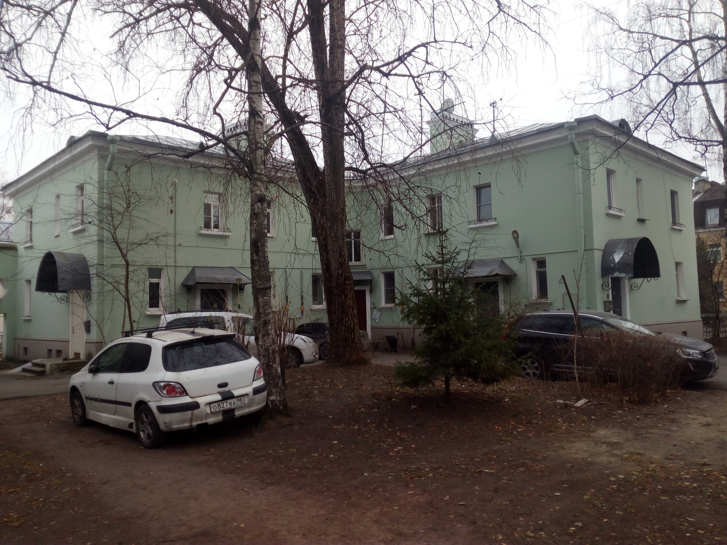 Дибуновская ул. 19/14 Дибуновская ул. 19/14