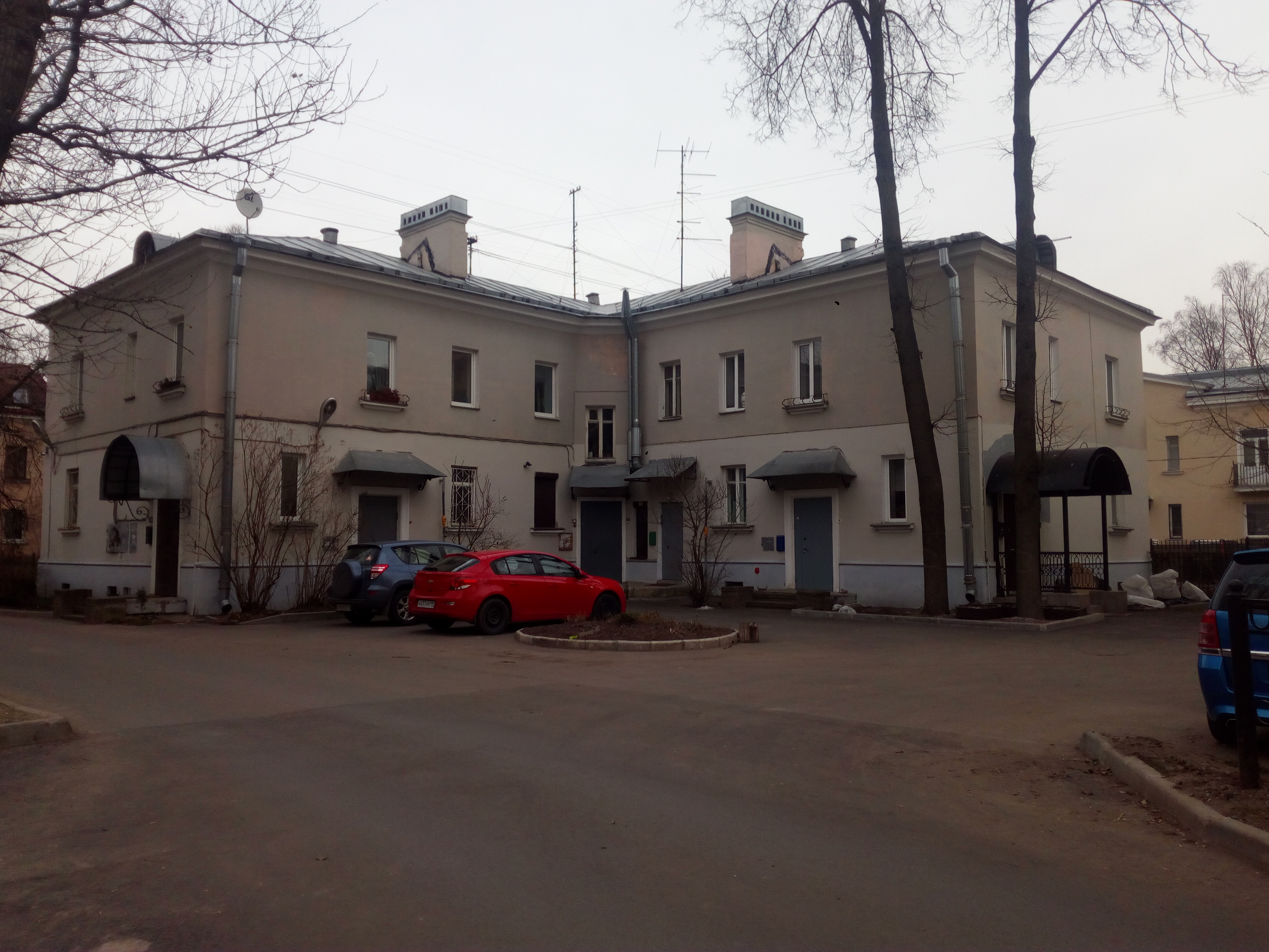 Дибуновская ул. 14