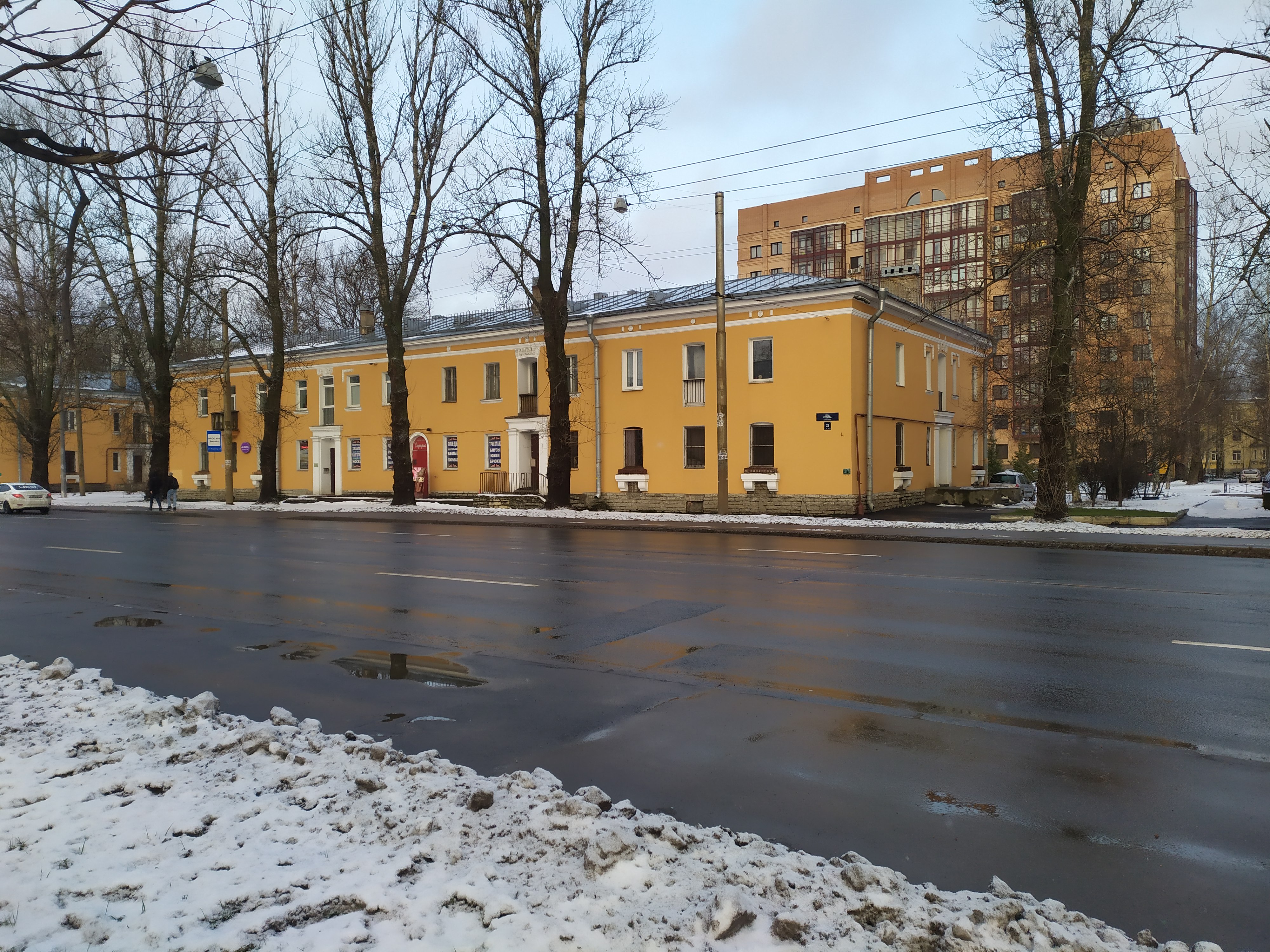 ул. Седова 22
