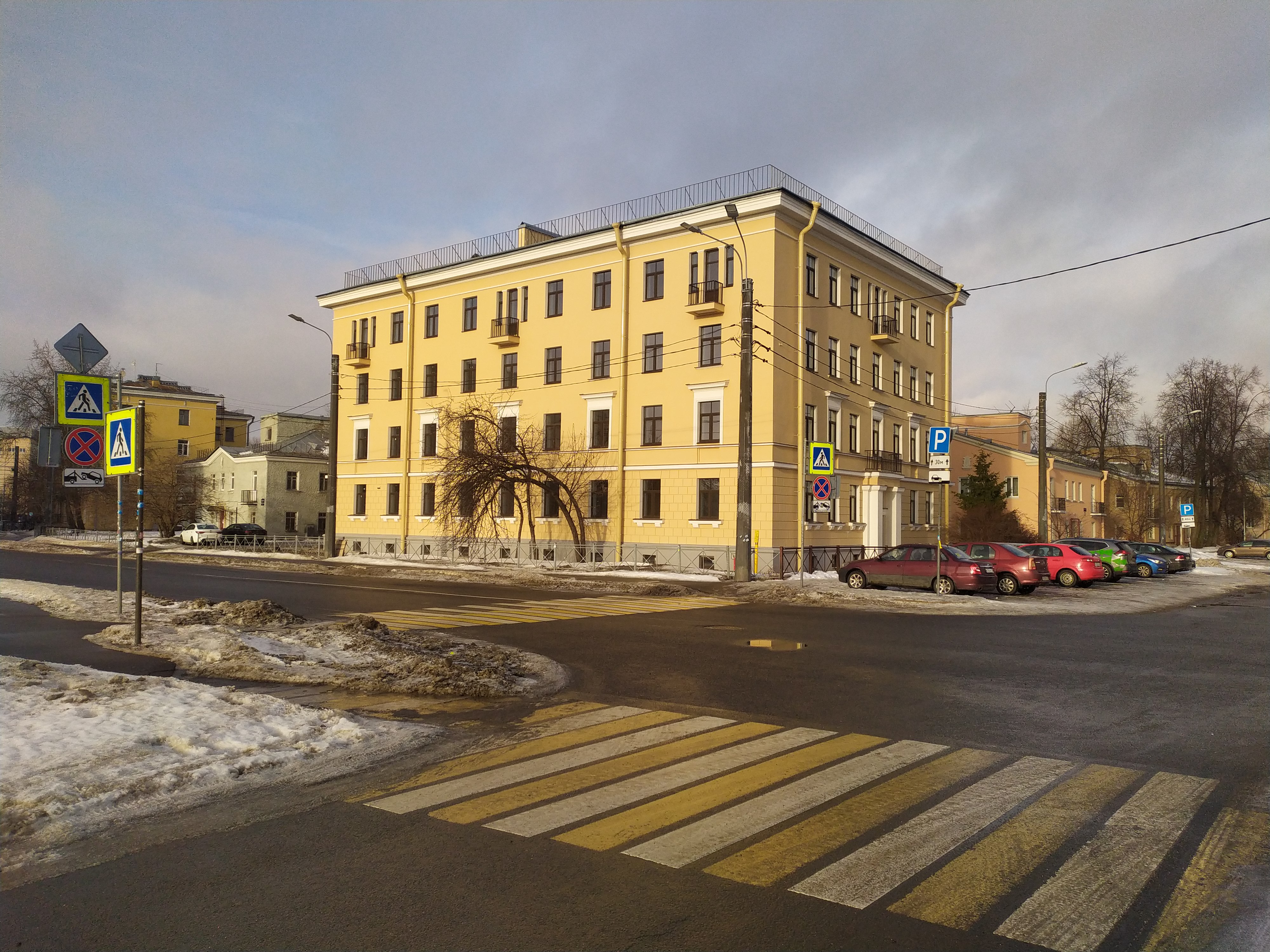  Задворная ул. 2/10