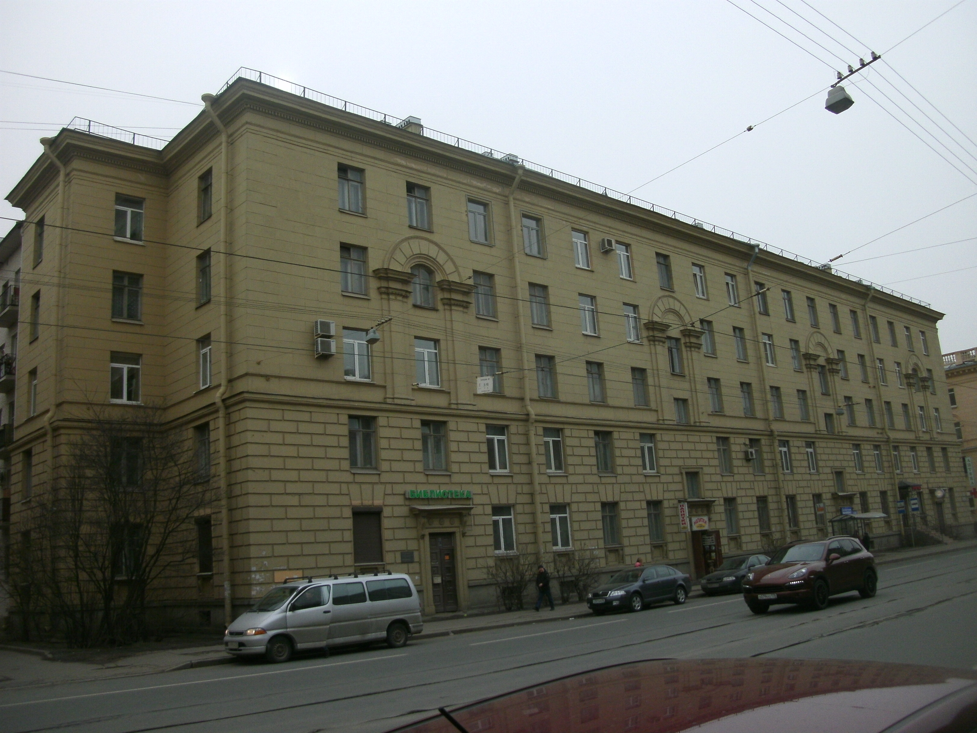 ул. Савушкина 16, парадные 1-4