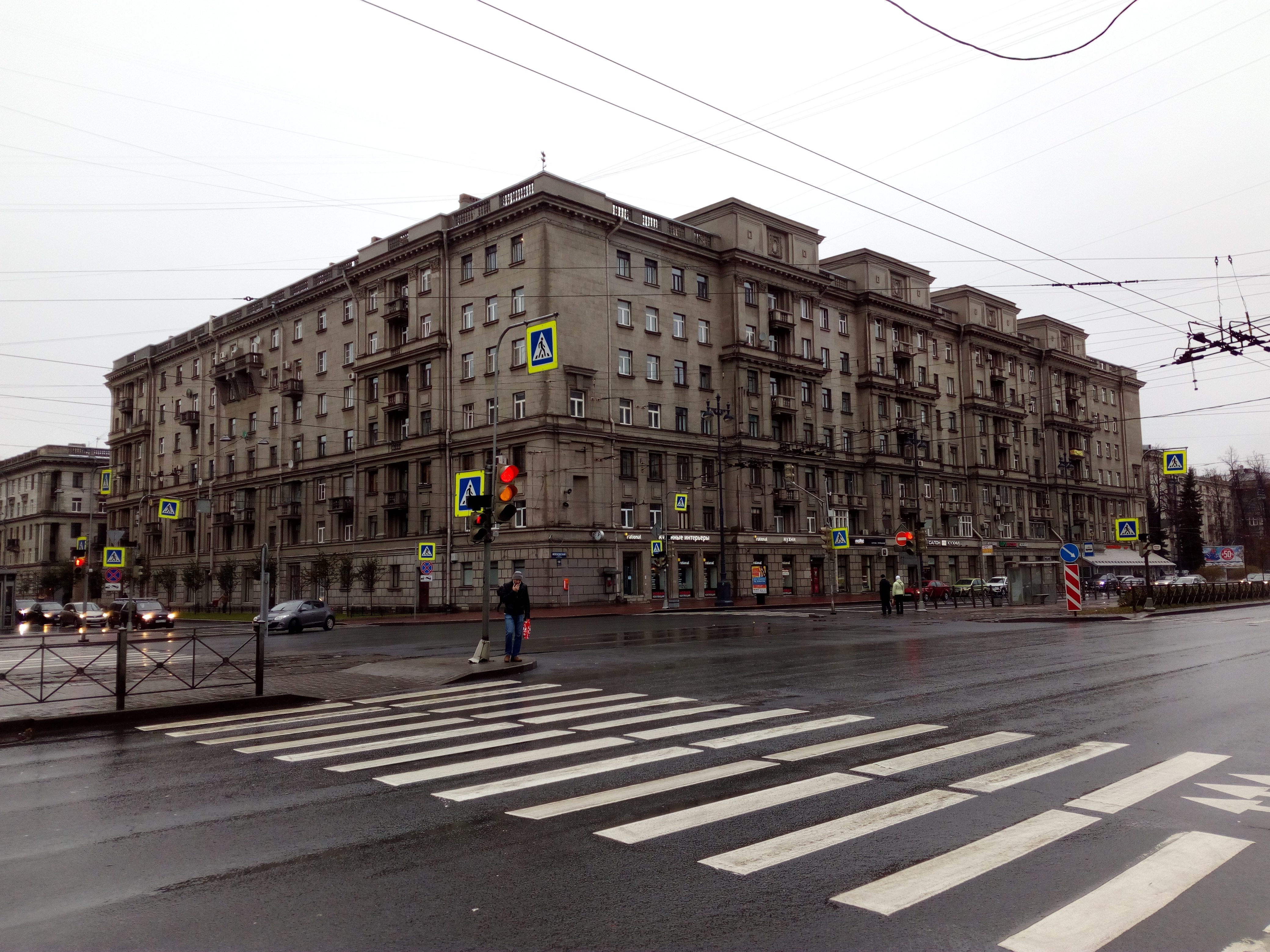 Московский пр. 153/32