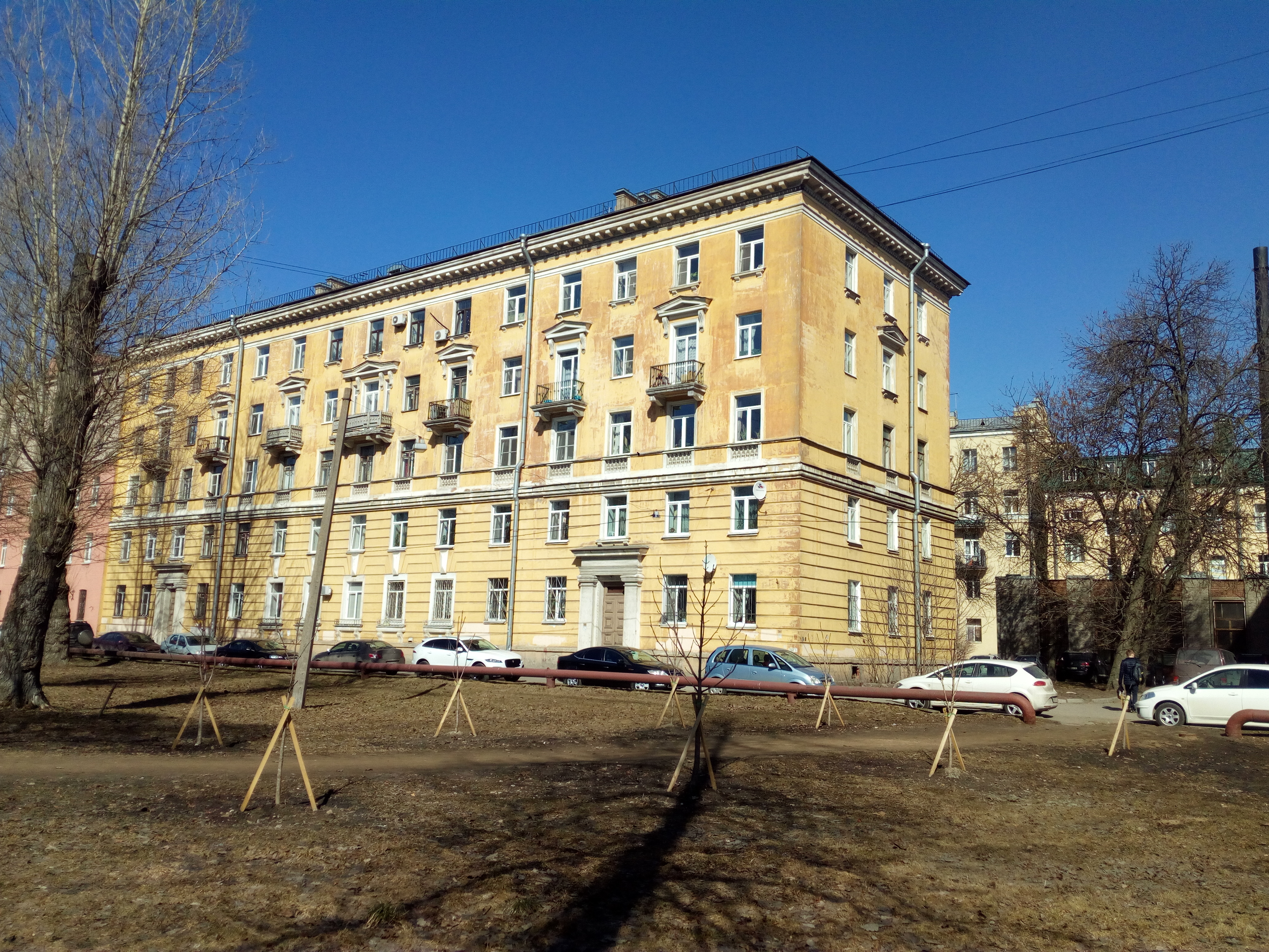 пр. Обуховской Обороны 33к2