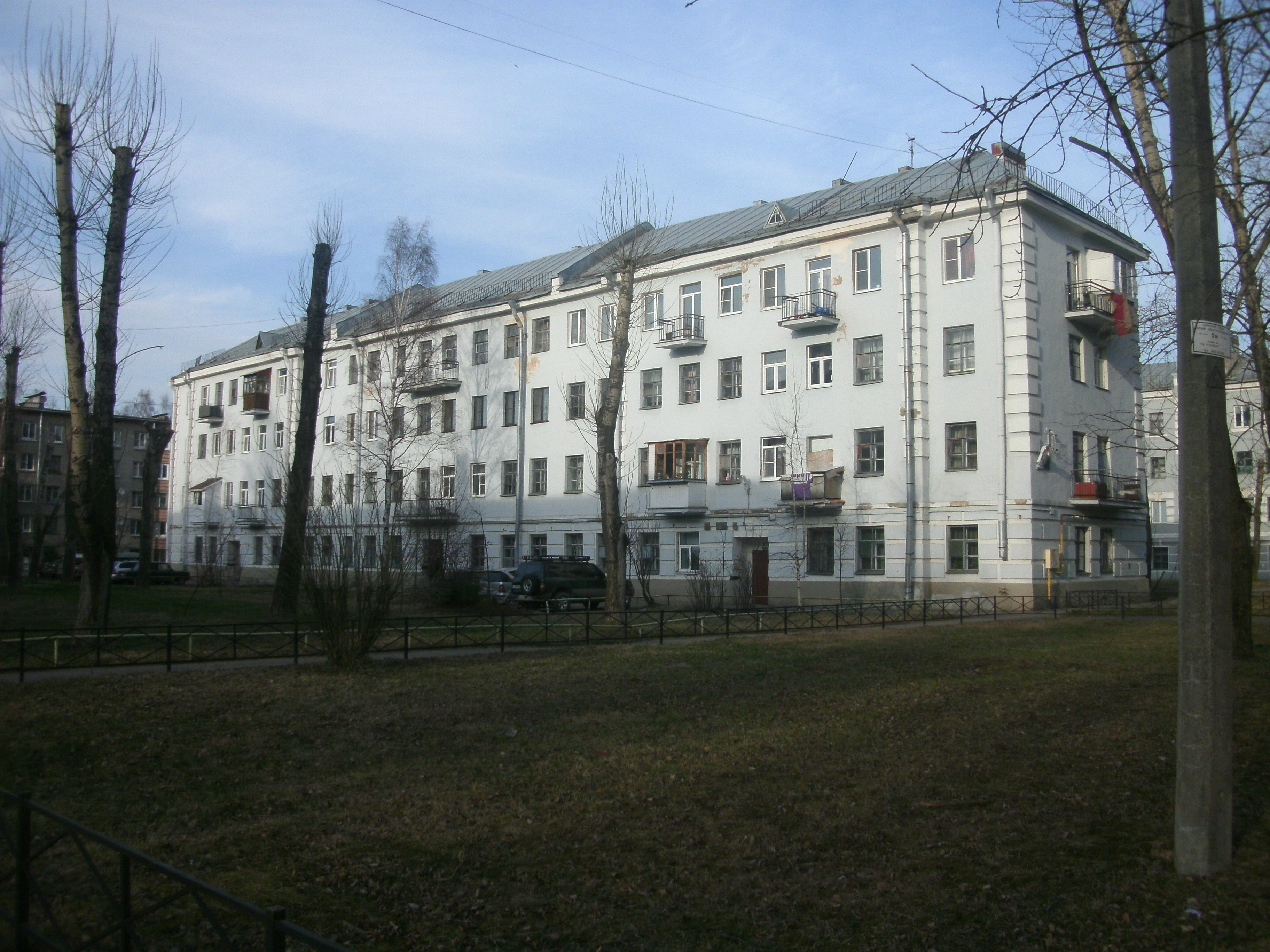 ул. Политрука Пасечника 9 ул. Политрука Пасечника 9