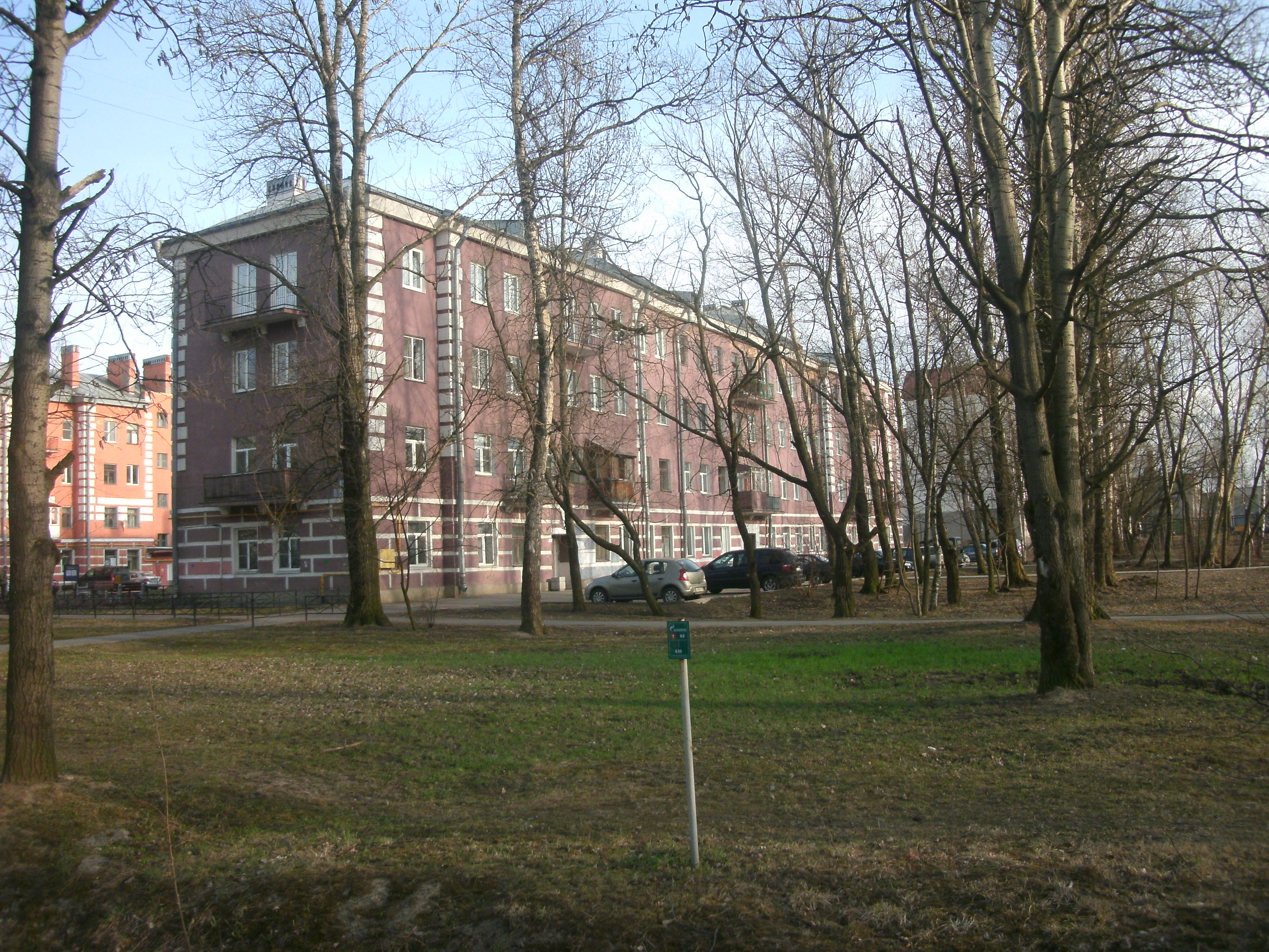 ул. Политрука Пасечника 10 ул. Политрука Пасечника 10