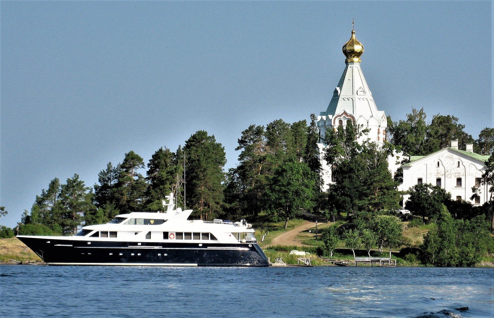 Яхта Паллада Валаам