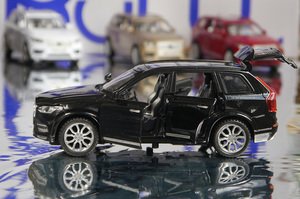 Volvo машинка металлическая Volvo машинка металлическая