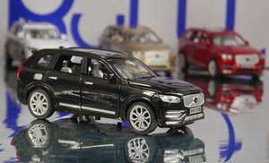 Volvo машинка металлическая Volvo машинка металлическая