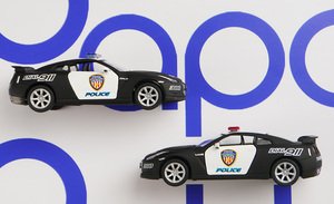 Новинка Кинсмарт - машинка Nissan GT-R R35 Новинка Кинсмарт - машинка Nissan GT-R R35