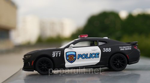 Kinsmart Camaro ZL1 Kinsmart Camaro ZL1
