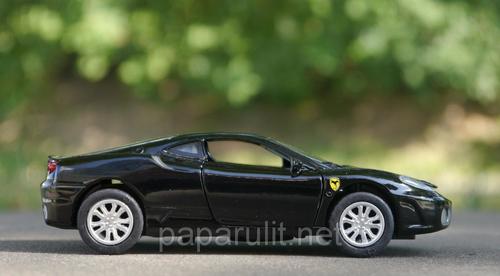 Машинка металлическая WB Ferrari F430 со звуком и светом Машинка металлическая WB Ferrari F430 со звуком и светом