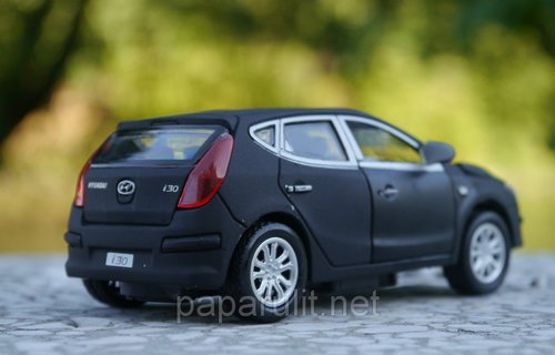 Машинка металлическая Hyundai Машинка металлическая Hyundai