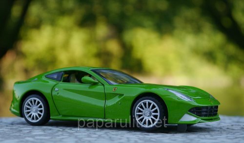 Машинка металлическая Ferrari Машинка металлическая Ferrari