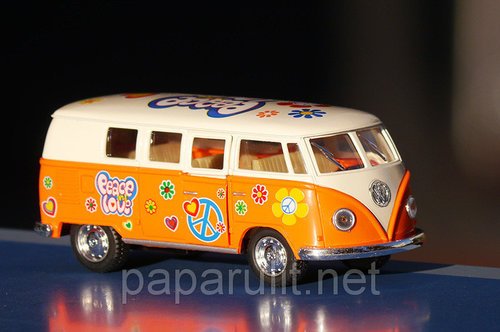 Kinsmart Volkswagen Classical Bus Kinsmart Volkswagen Classical Bus